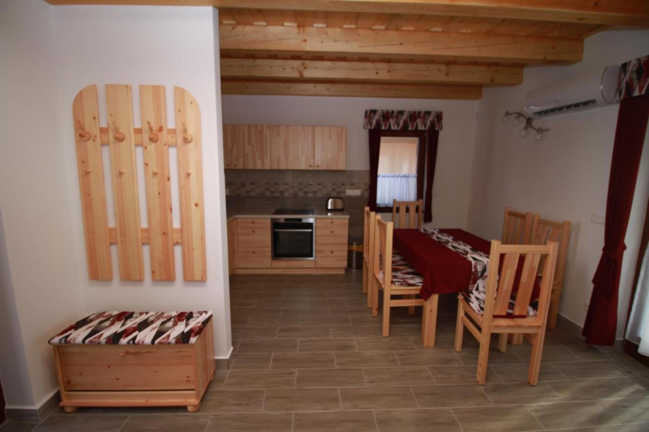 Boni Apartmanok Hegykő Eksteriør billede